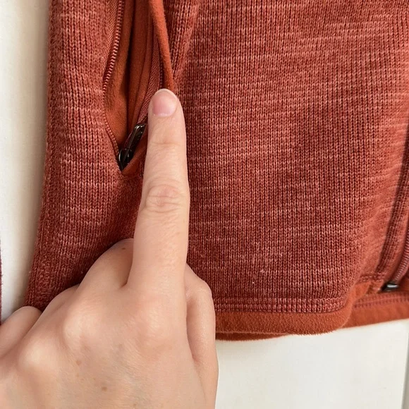 SOLD Patagonia Women's Better Sweater® Fleece Jacket in CEP Celebrity Pink - Picture 8 of 14